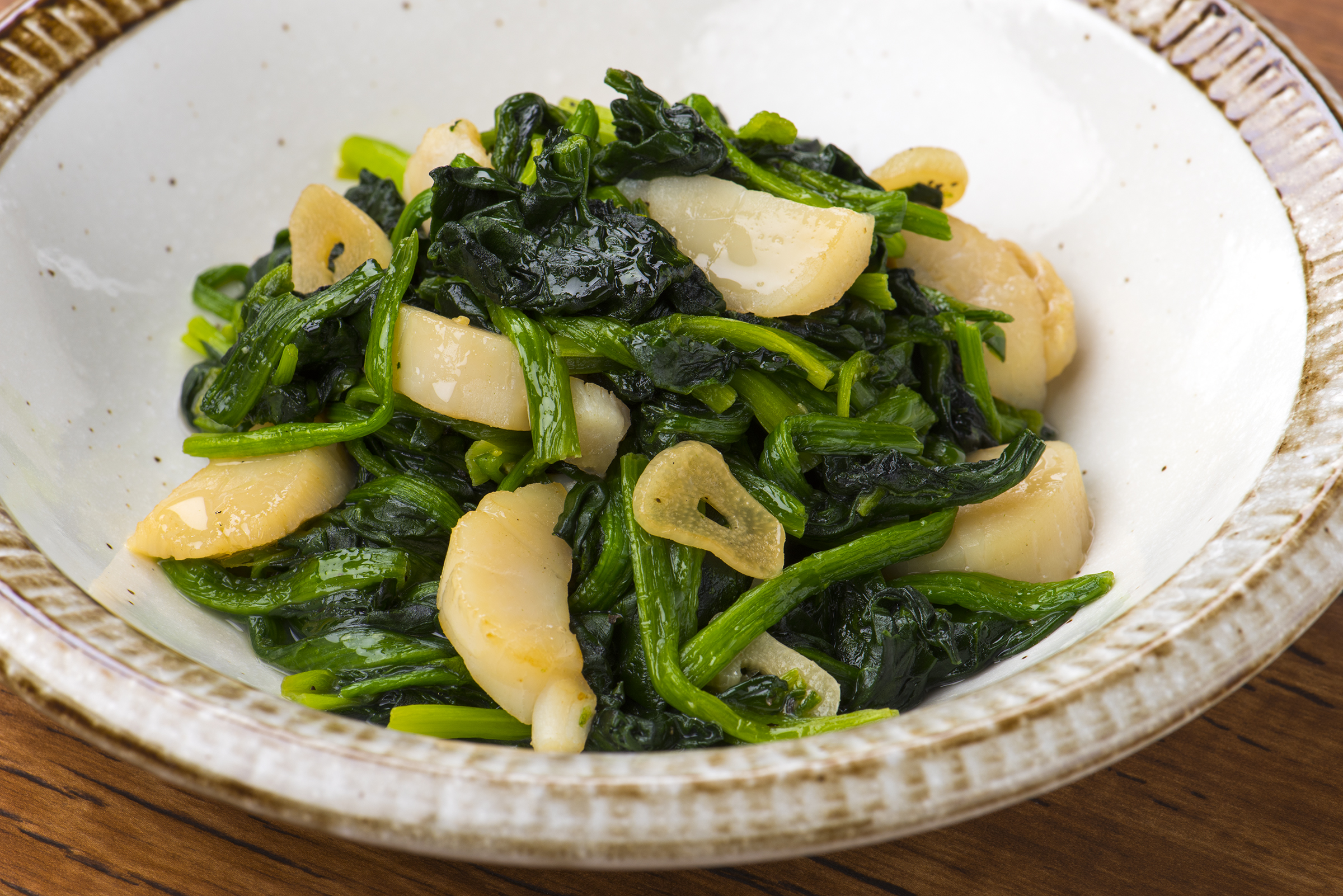 ほうれん草とホタテのガーリック炒め