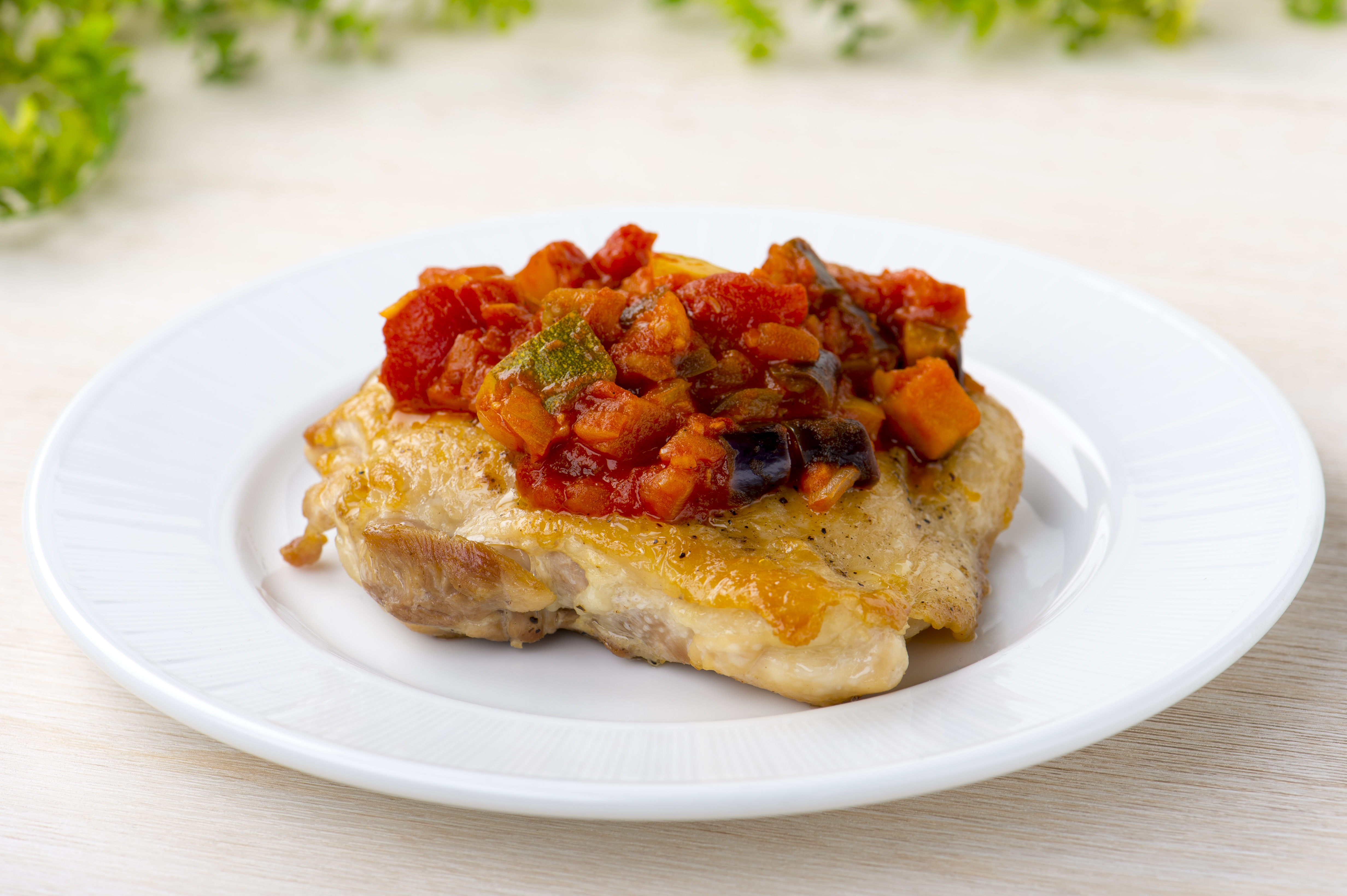 ラタトゥイユソースがけチキン