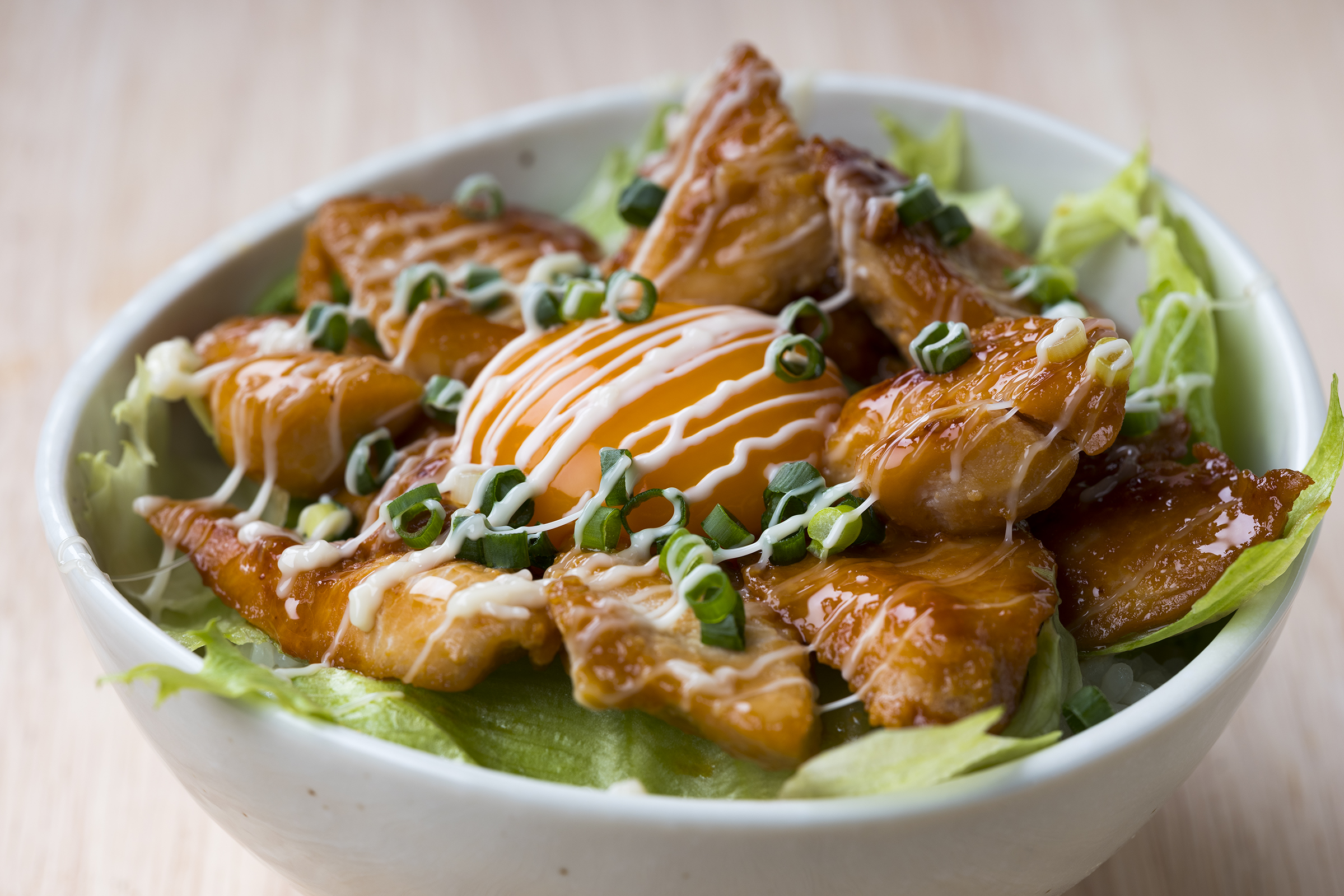 鶏肉の照りマヨ丼