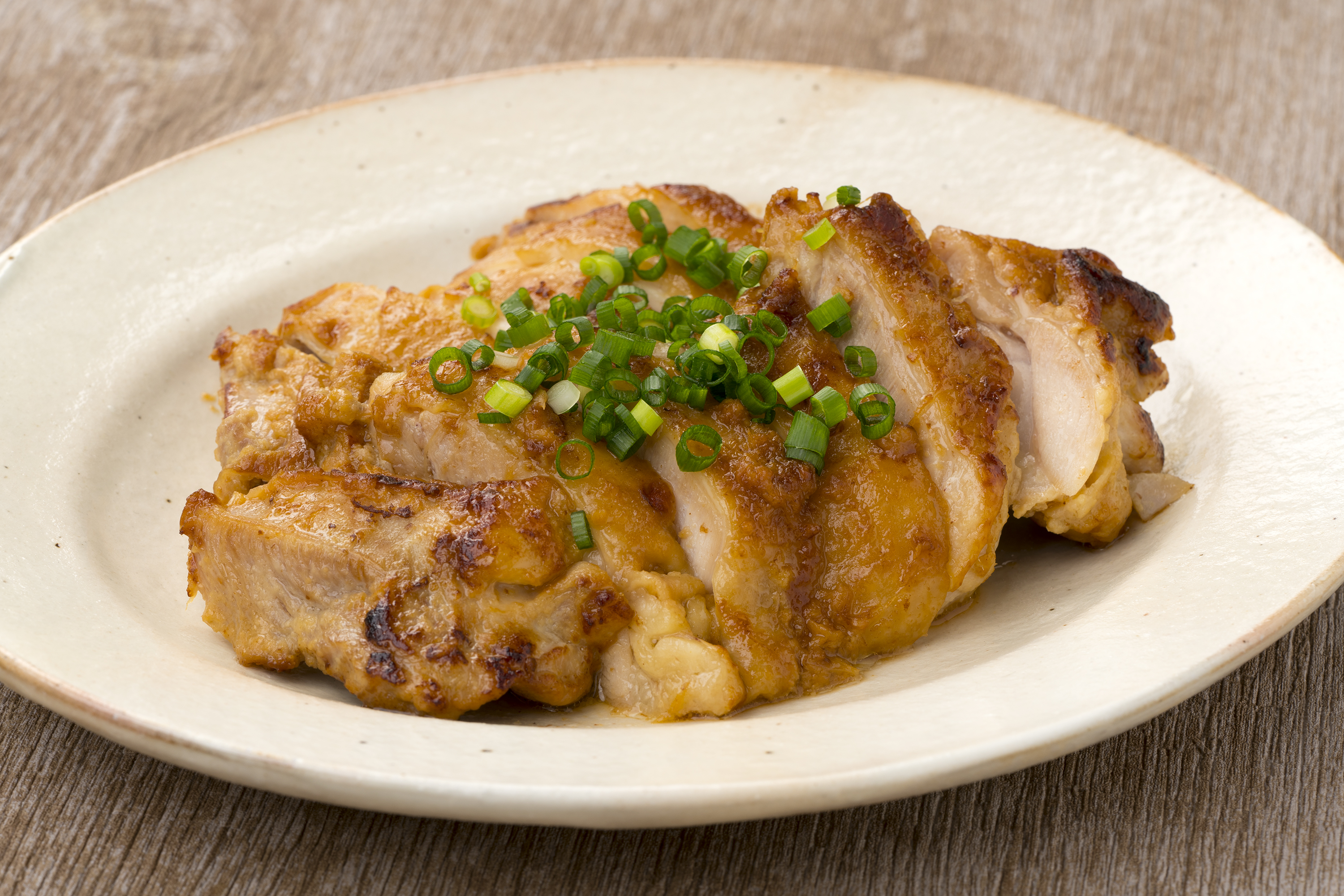 鶏肉味噌バター焼き