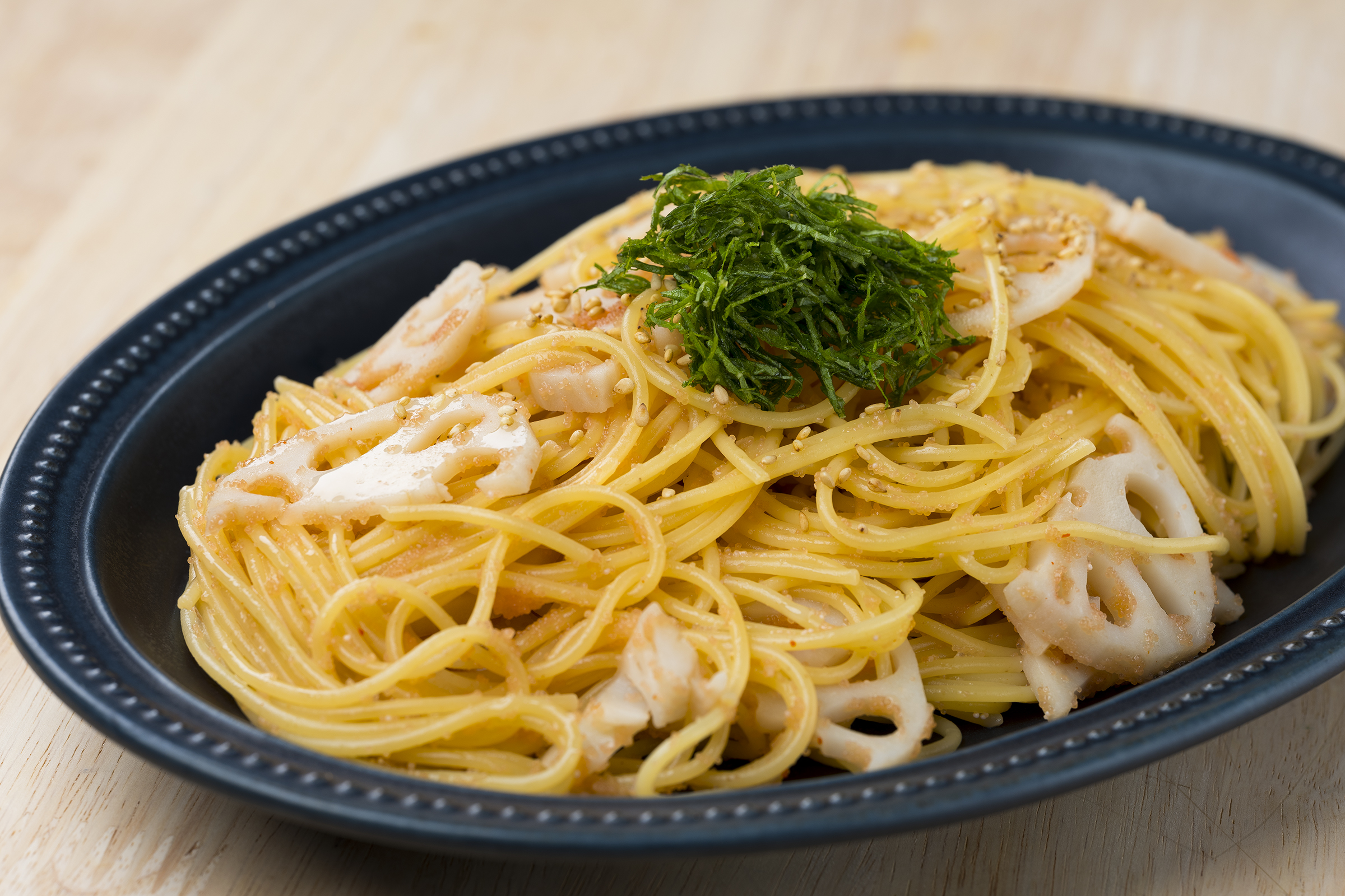 大葉香るシャキシャキれんこんの明太パスタ