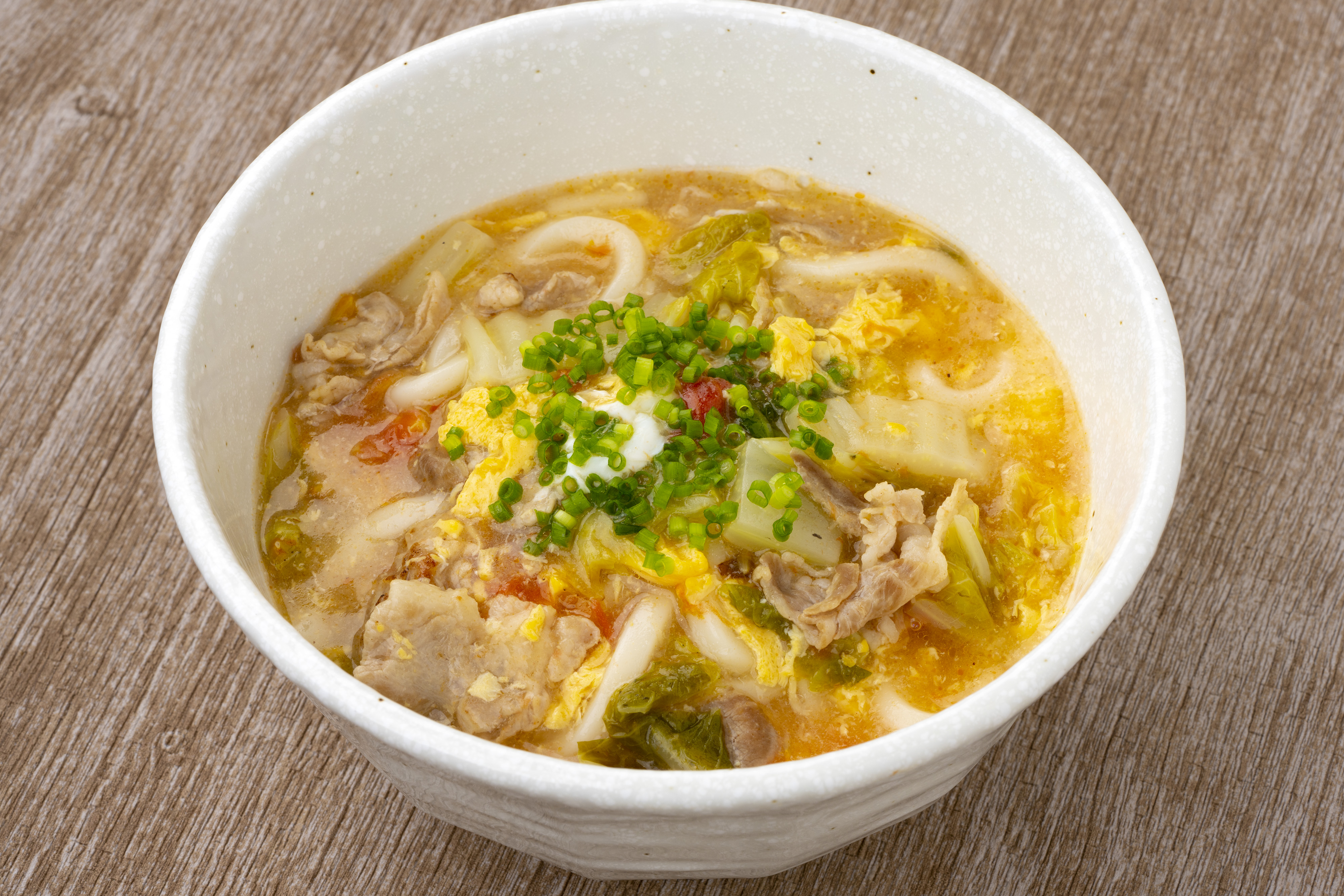 トマトの酸辣うどん