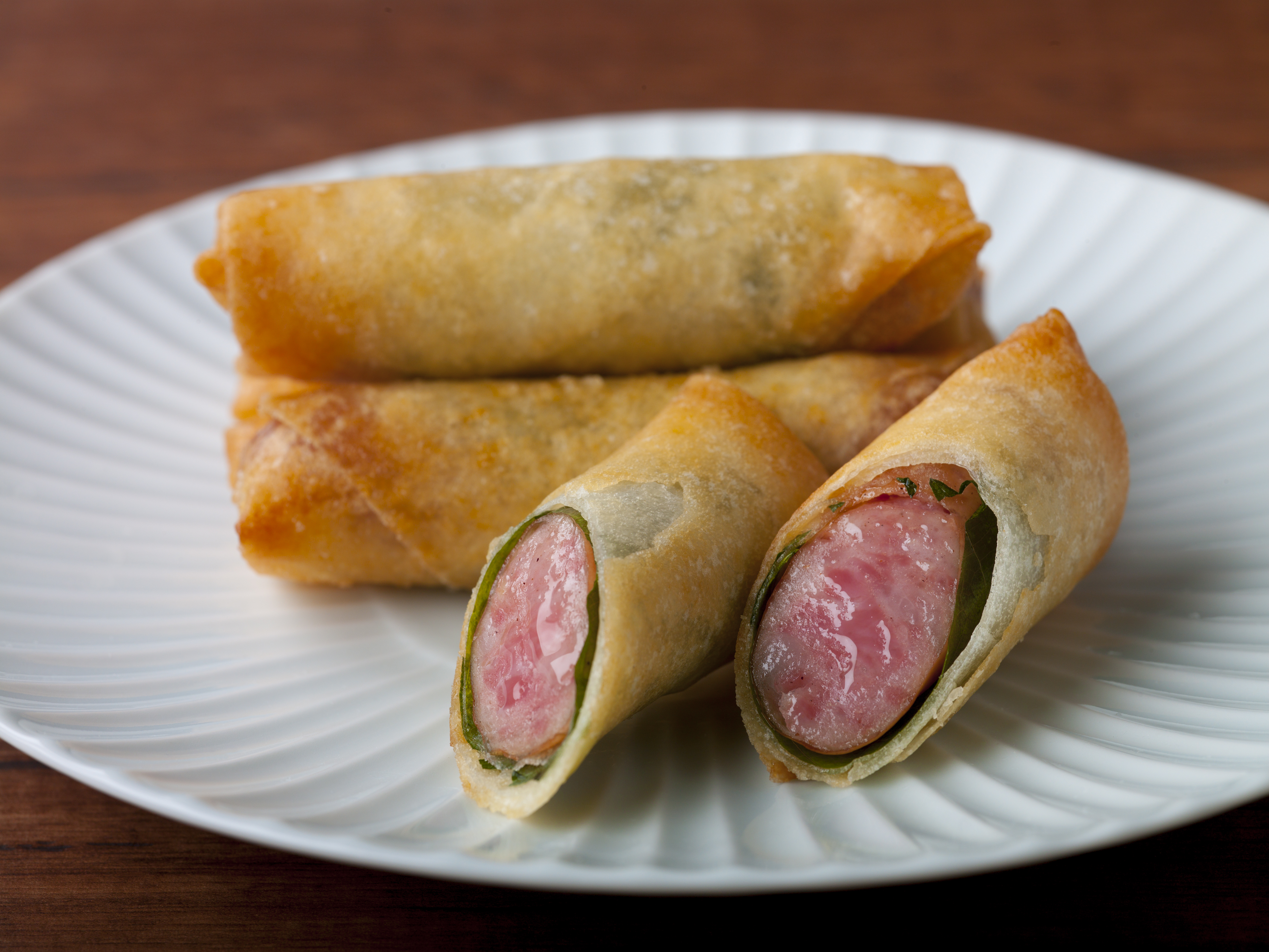 ウィンナーと大葉の春巻き