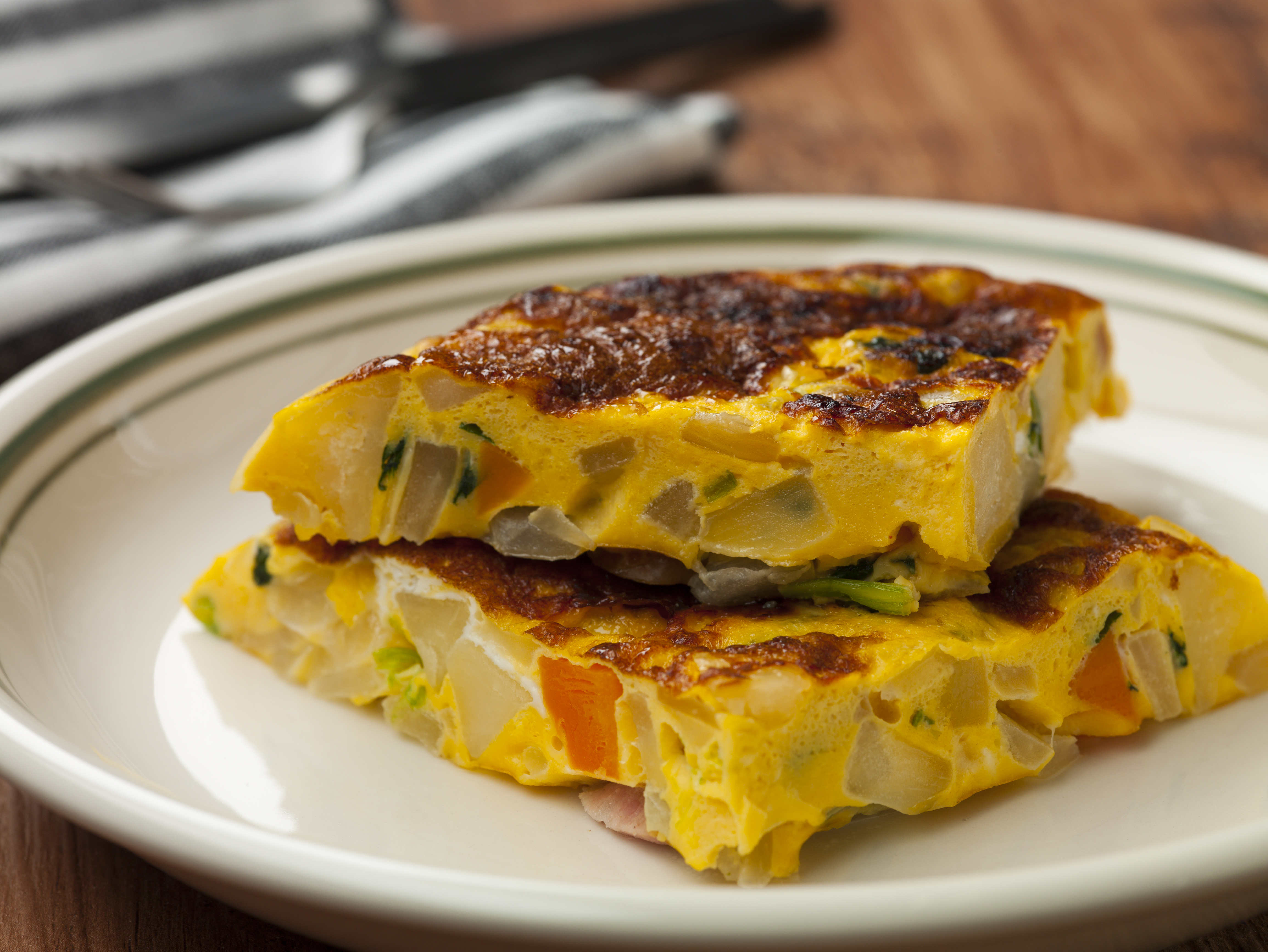 野菜たっぷりオムレツ