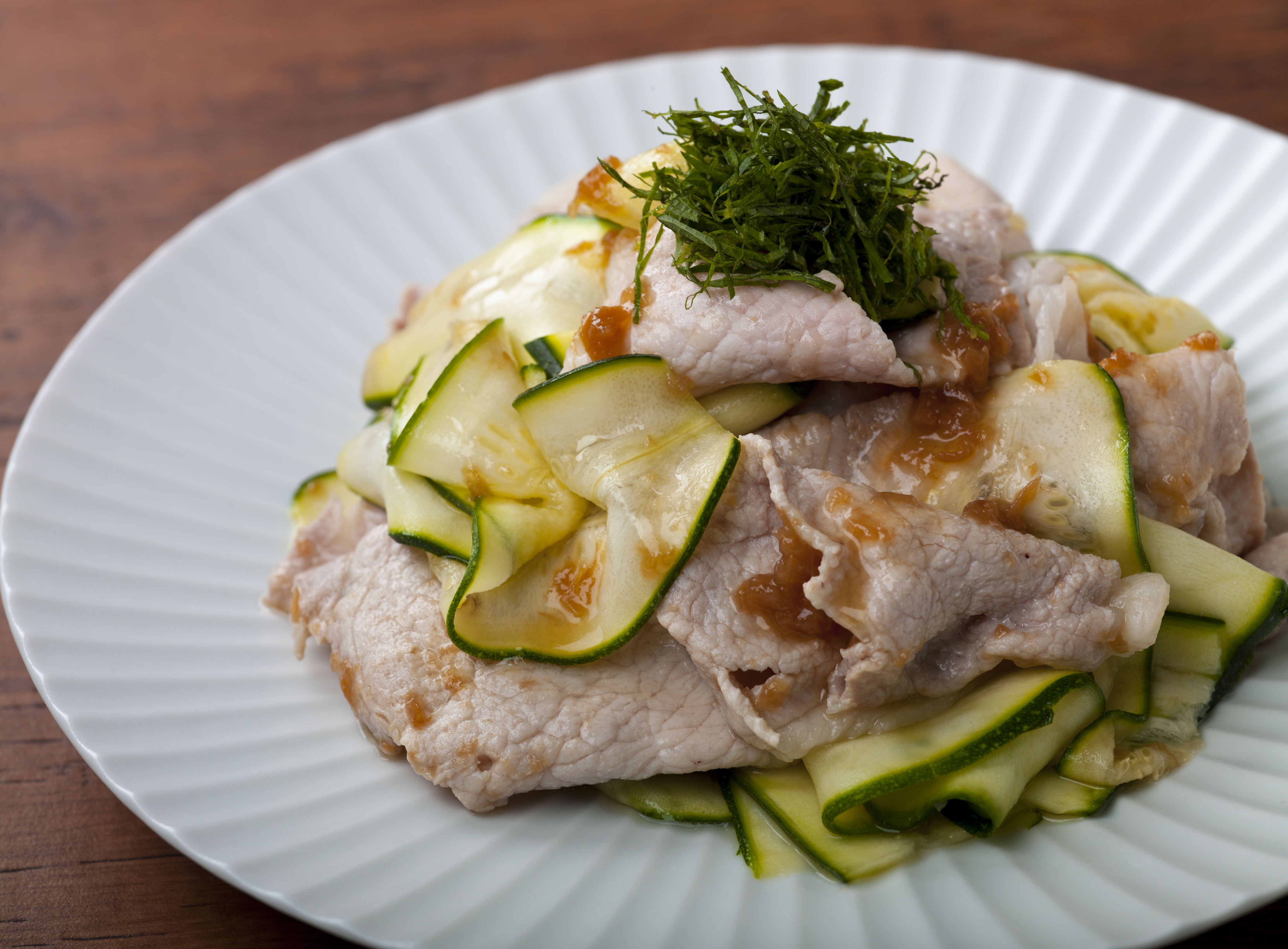 豚肉とズッキーニの梅肉ソース