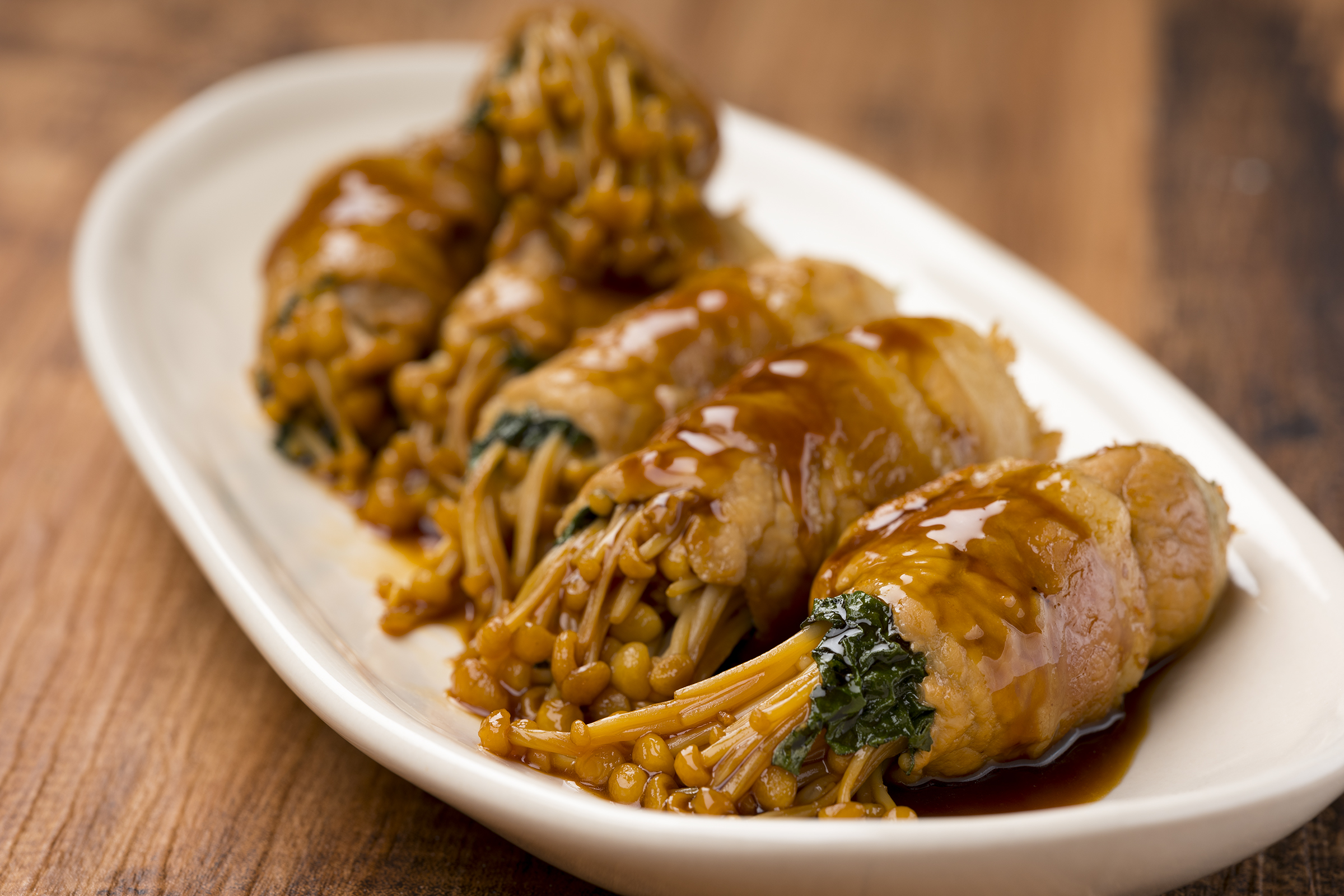 エノキと大葉の肉巻き