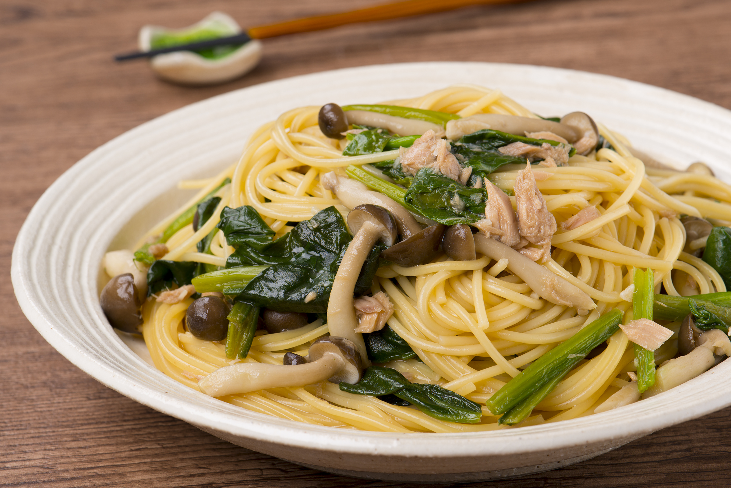 ほうれん草としめじの和風パスタ