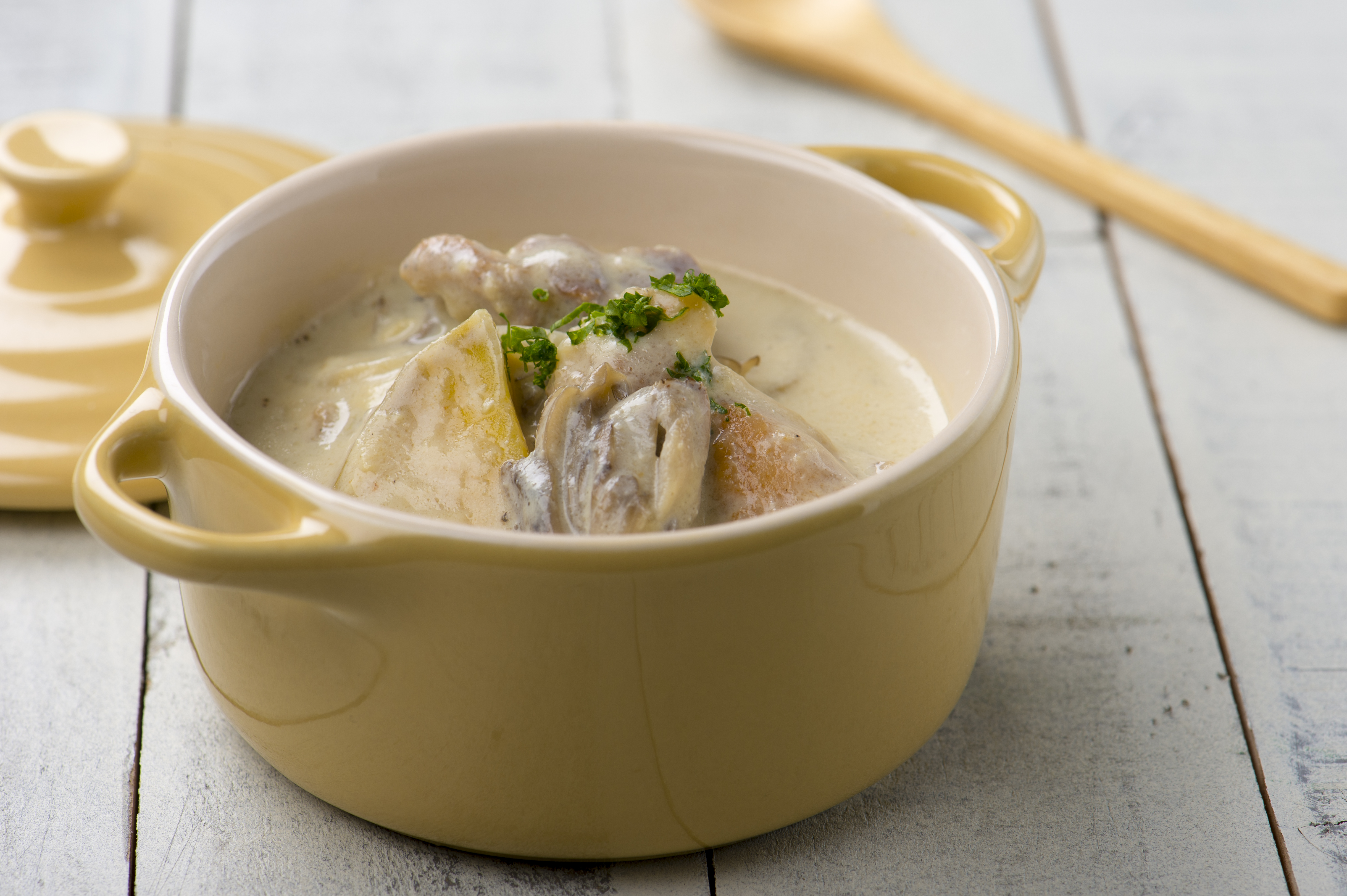 鶏肉とさつまいもの豆乳シチュー